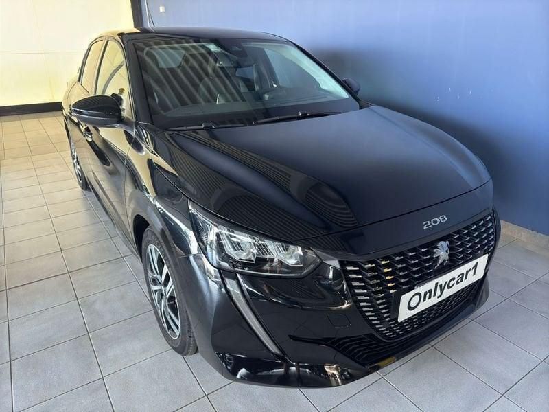 Usata Peugeot 208 Allure 101 CV (74 kW) 2023 Nero Utilitaria