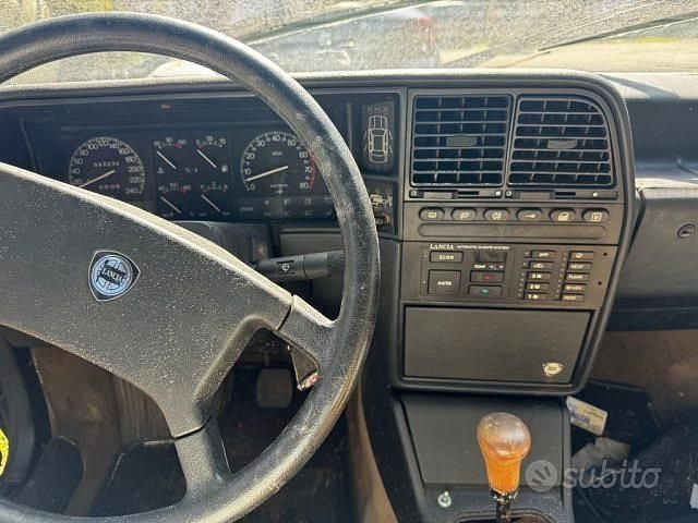 Usata Lancia Thema 166 CV (122 kW) 1986 Grigio(met.) Berlina