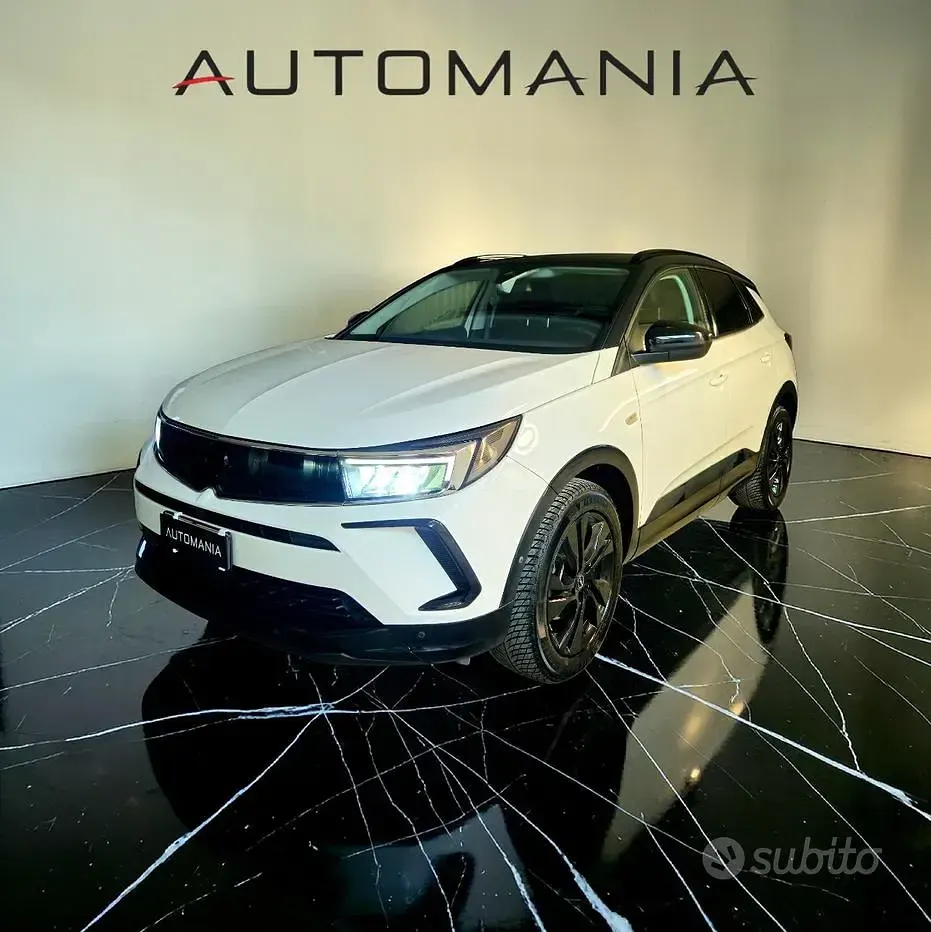 Usata Opel Grandland X GS Line 131 CV (96 kW) 2022 Bianco SUV