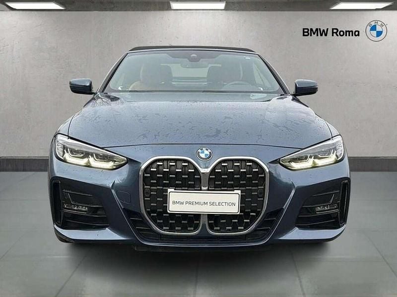 Usata BMW 420 M Sport 184 CV (135 kW) 2021 Arctic race blue metallic Cabrio