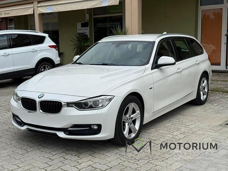 Usata BMW 320 Sport Line 184 CV (135 kW) 2014 Bianco Station wagon