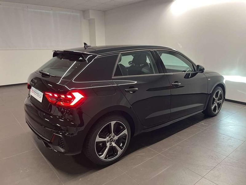Nuova Audi A1 Sportback S-Line 116 CV (85 kW) 2025 Nero Utilitaria