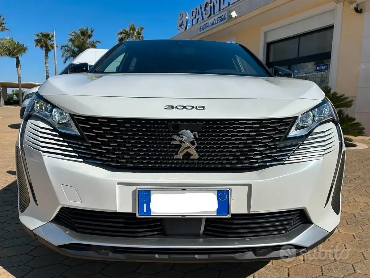 Usata Peugeot 3008 GT 131 CV (96 kW) 2022 Bianco SUV