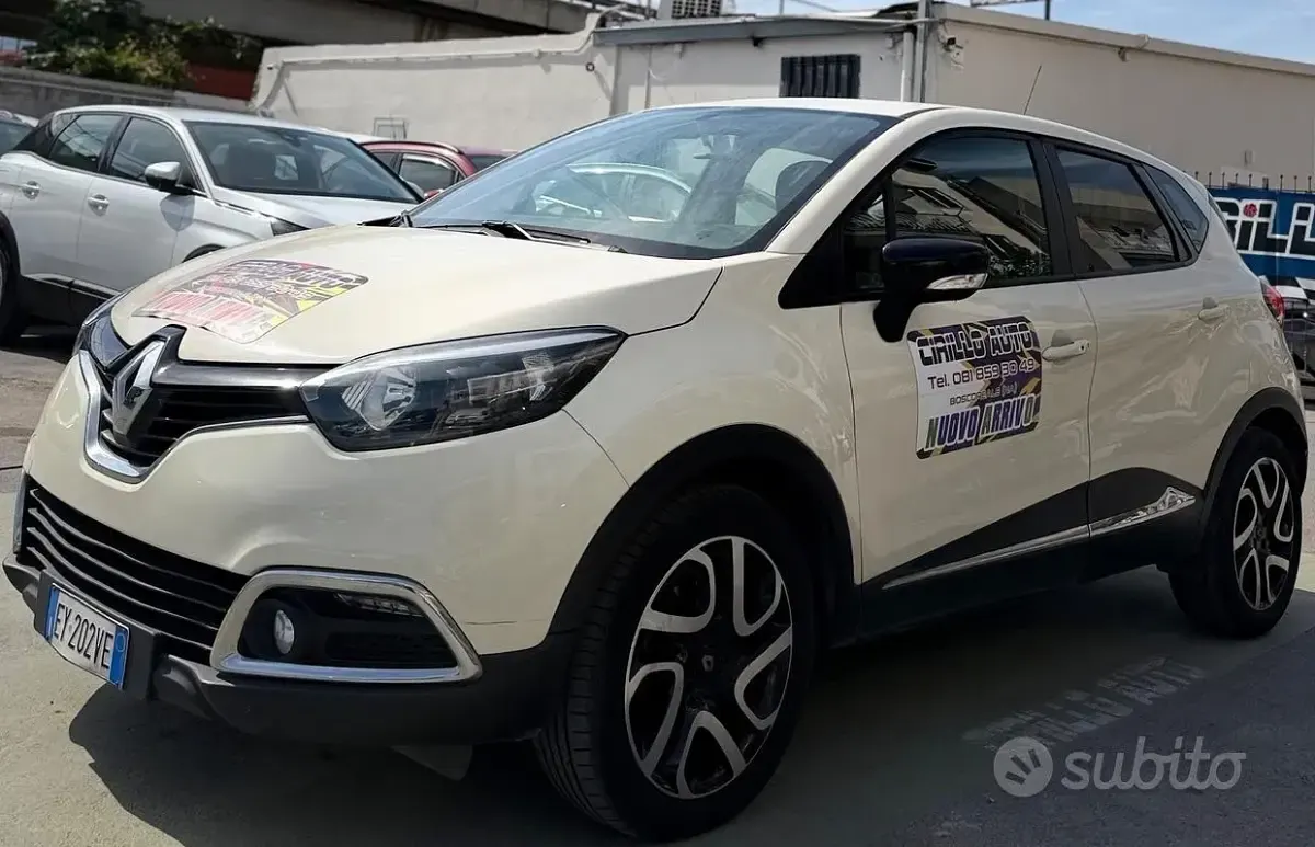 Usata Renault Captur 90 CV (66 kW) 2015 SUV