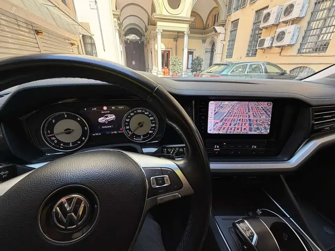 Usata VW Touareg Style 231 CV (169 kW) 2019 Nero SUV