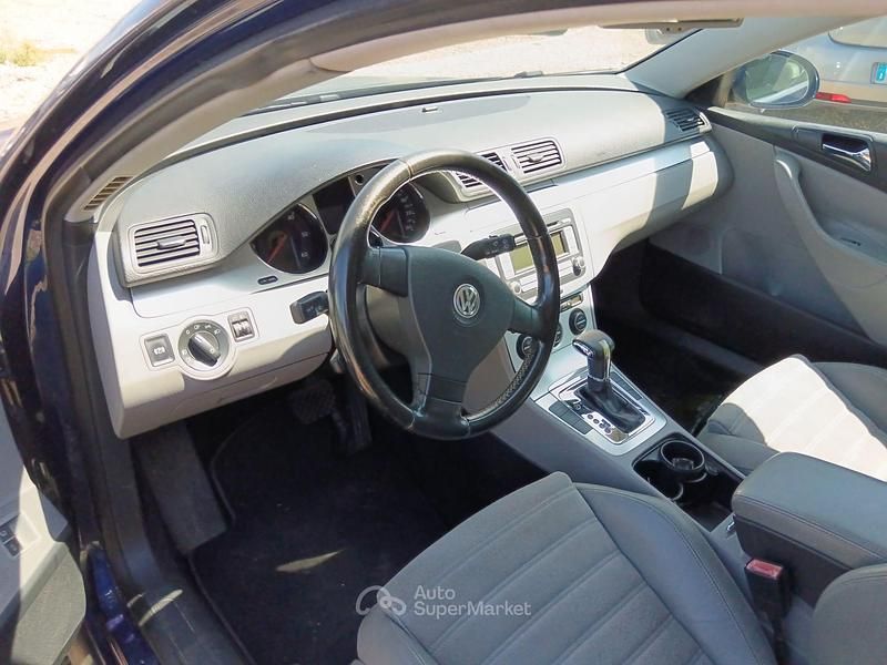 Usata VW Passat 170 CV (125 kW) 2007 Blu Station wagon