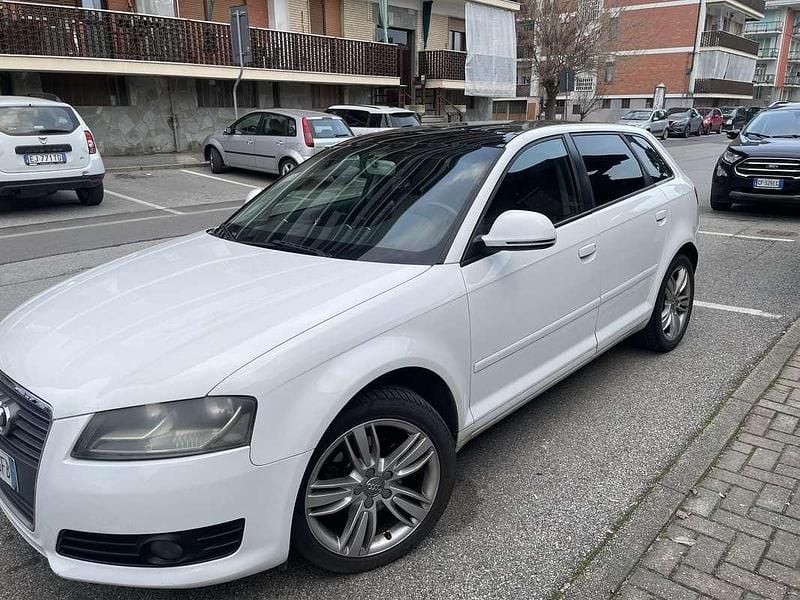 Usata Audi A3 Sportback Attraction 140 CV (102 kW) 2009 Bianco Utilitaria