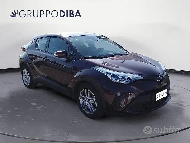 Usata Toyota C-HR Trend 98 CV (72 kW) 2023 Rosso SUV