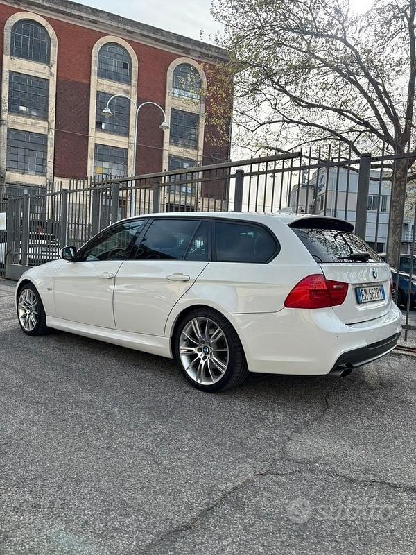 Begagnad BMW 320 M Sport 184 HK (135 kW) 2012 Vit Kombi