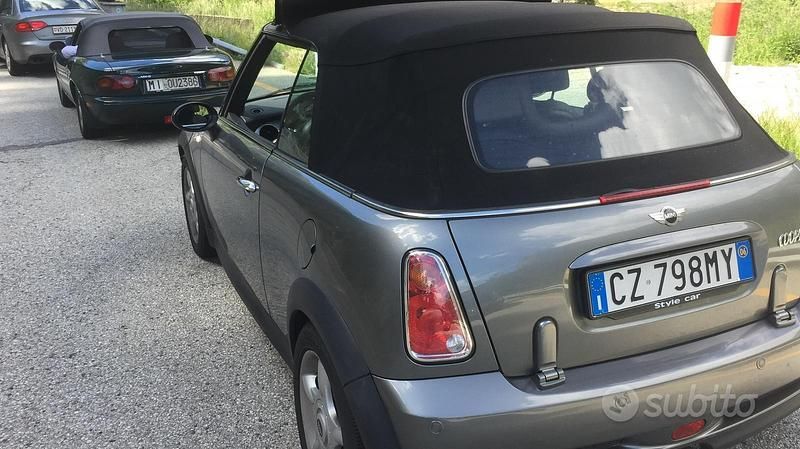 Usata Mini Cooper S Cabriolet 170 CV (125 kW) 2006 Grigio Cabrio