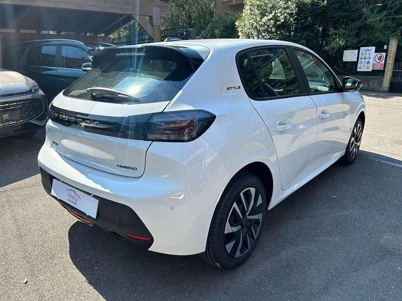 Nuova Peugeot 208 Style 101 CV (74 kW) 2025 Bianco Utilitaria