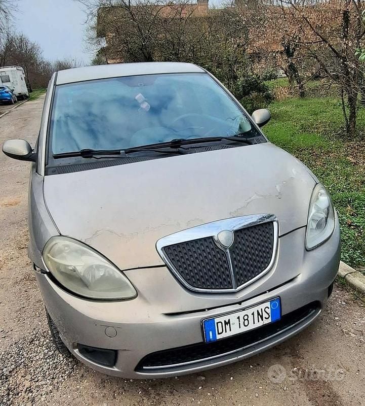 Usata Lancia Ypsilon 2007 Utilitaria