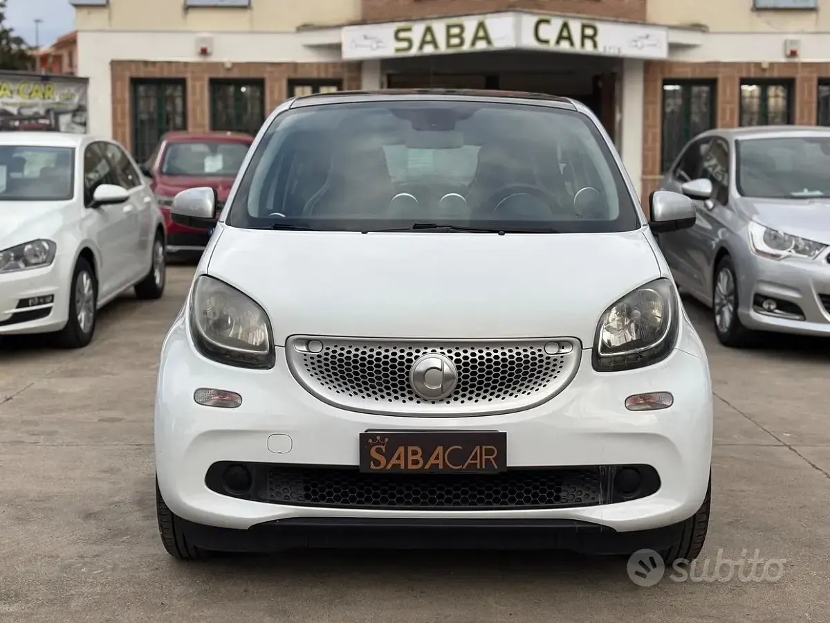 Usata Smart ForFour Prime 90 CV (66 kW) 2016 Bianco Utilitaria