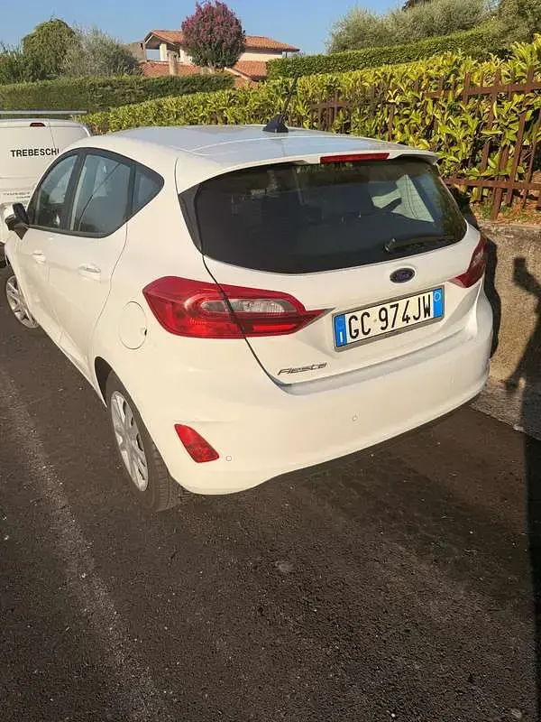 Usata Ford Fiesta Business Edition 86 CV (63 kW) 2020 Bianco Utilitaria