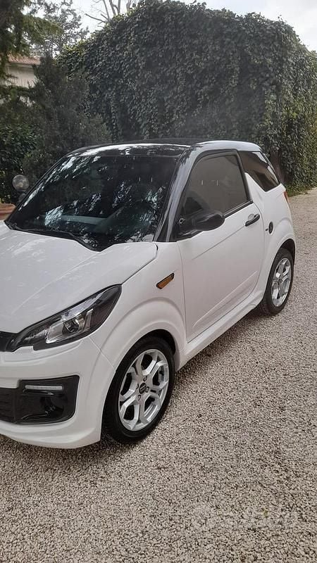 Usata Ligier JS50 2022 Bianco Utilitaria