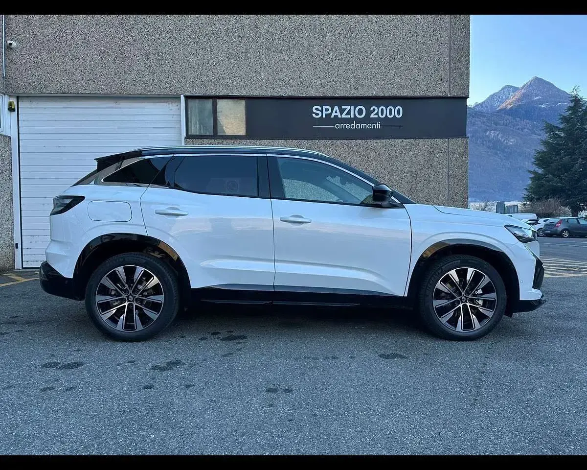 Nuova Renault Austral Evolution 131 CV (96 kW) 2026 Bianco SUV