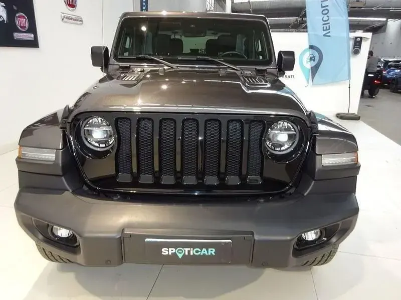 Usata Jeep Wrangler Sahara 199 CV (146 kW) 2019 Grigio SUV