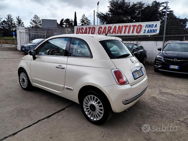 Usata Fiat 500 Lounge 75 CV (55 kW) 2010 Bianco Berlina