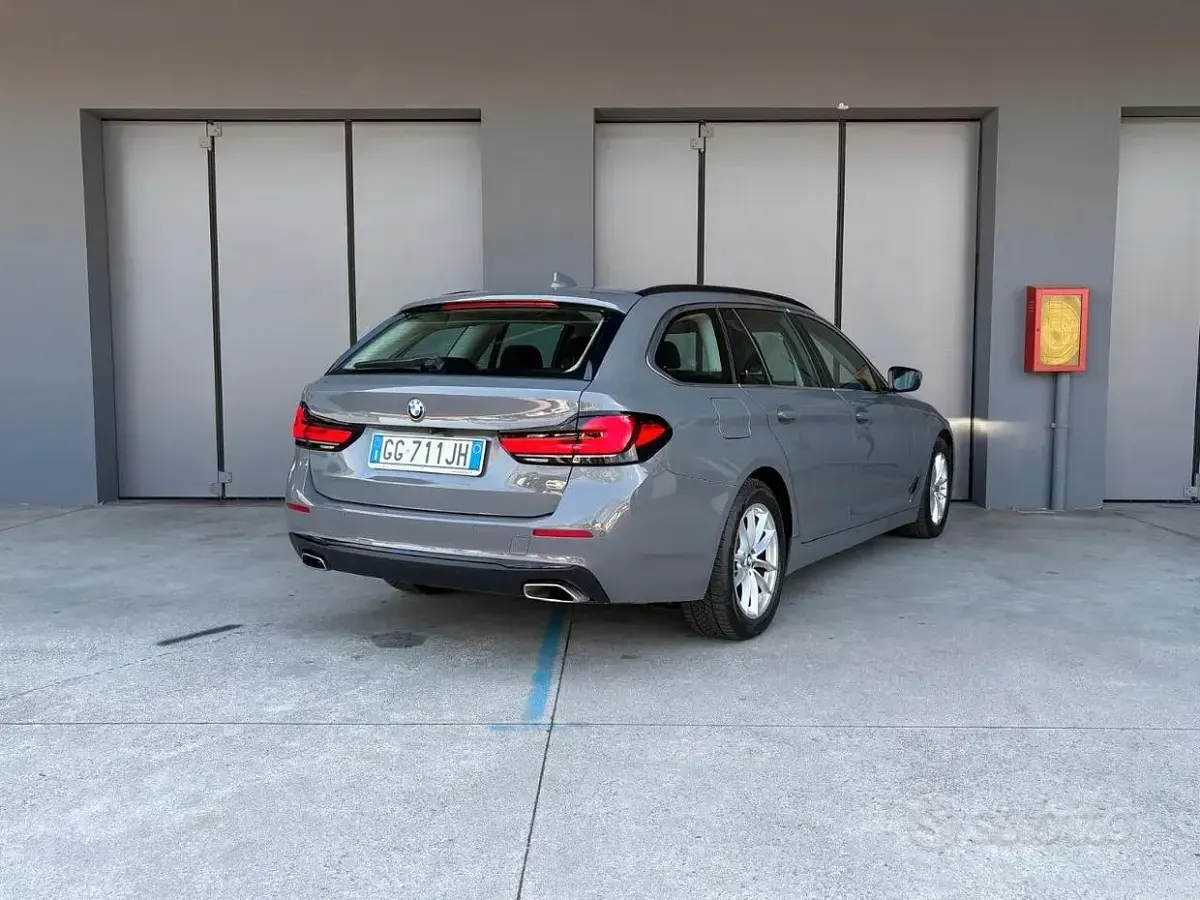 Usata BMW 520 190 CV (139 kW) 2021 Grigio Berlina