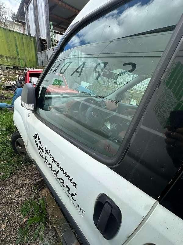 Usata Fiat Doblò 84 CV (61 kW) 2012 Bianco Monovolume