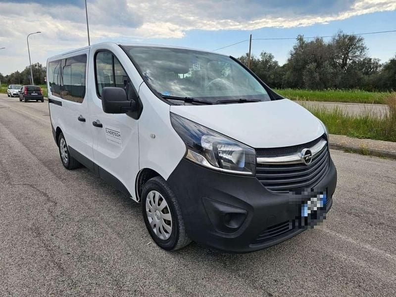 Usata Opel Vivaro 95 CV (69 kW) 2017 Bianco Monovolume