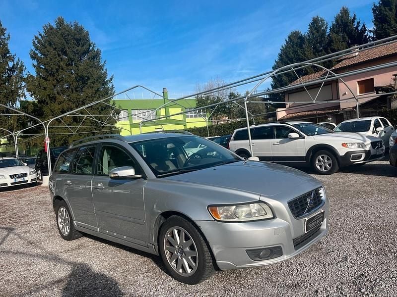 Usata Volvo V50 Kinetic 136 CV (100 kW) 2008 Argento Station wagon