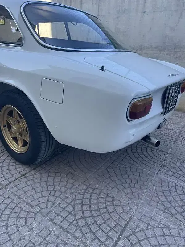 Usata Alfa Romeo GT Junior 120 CV (88 kW) 1972
