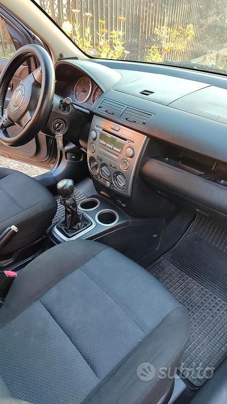 Usata Mazda 2 68 CV (50 kW) 2006 Grigio Berlina