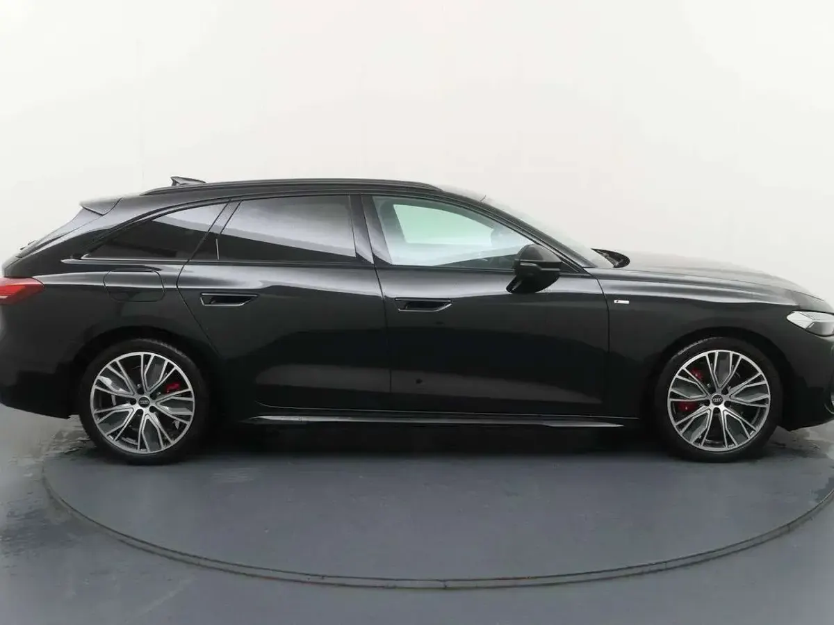 Ny Audi A5 Ambiente 204 HK (150 kW) 2025 Svart Kombi