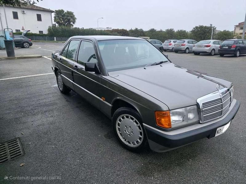 Usata Mercedes 190 109 CV (80 kW) 1992 Berlina