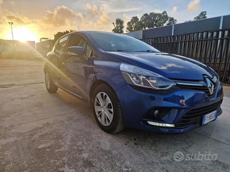 Usata Renault Clio IV 90 CV (66 kW) 2019 Blu Utilitaria