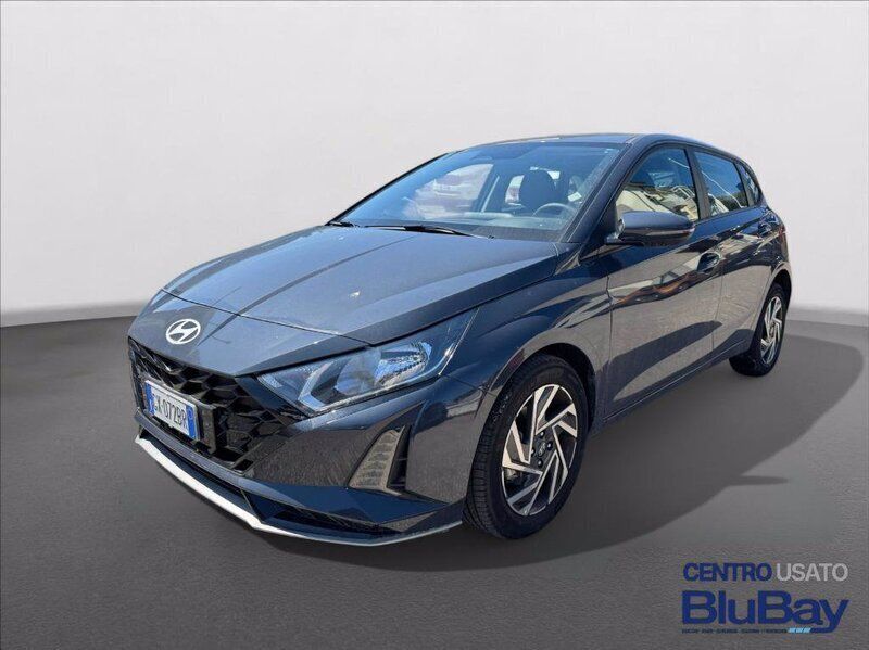 Grigio Usata 2024 Hyundai i20 Due volumi | 17.900 € (Buon prezzo) - Immagine 1/4