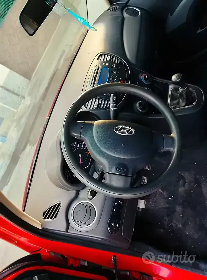 Usata Hyundai i10 2012 Rosso Utilitaria