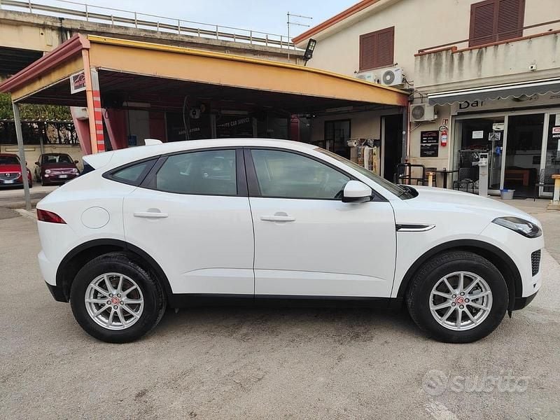 Usata Jaguar E-Pace 150 CV (110 kW) 2018 Bianco SUV