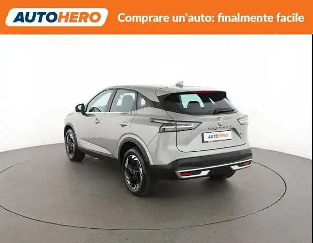 Usata Nissan Qashqai Acenta 191 CV (140 kW) 2025 Argento SUV