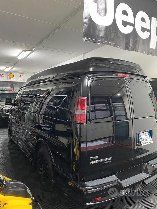 Usata Chevrolet Express 2015 Nero Furgone