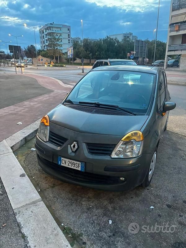 Usata Renault Modus 2009 Verde Monovolume