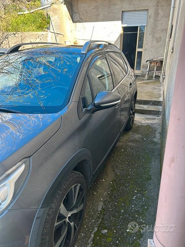 Usata Peugeot 2008 Allure 2016 Grigio SUV