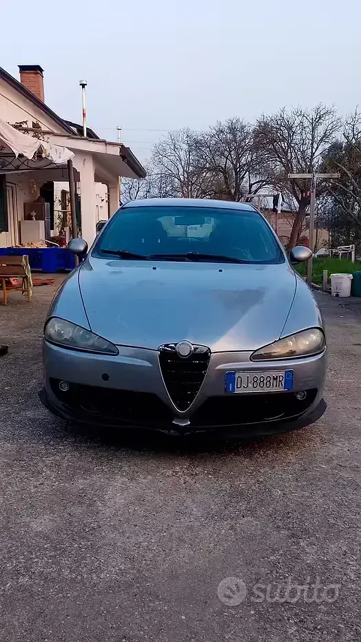 Occasion Alfa Romeo 147 120 PK (88 kW) 2007 Grijs Hatchback
