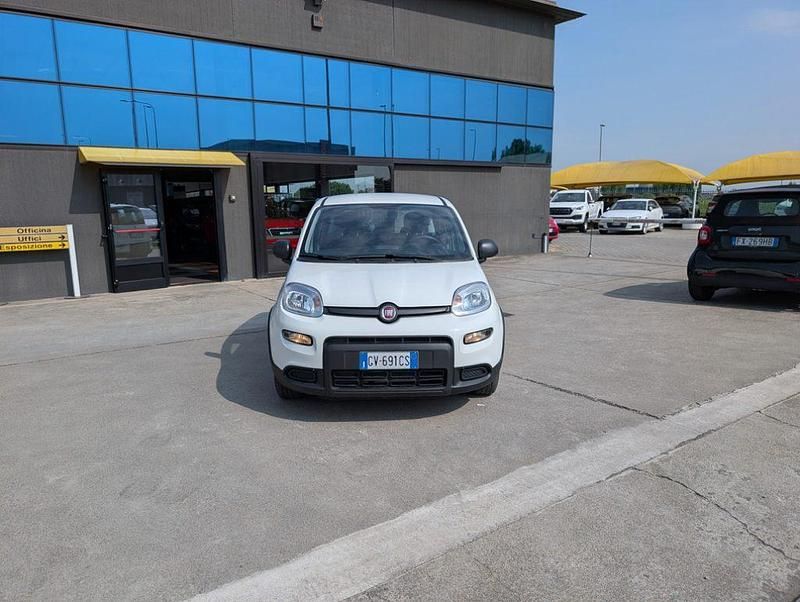 Begagnad Fiat Panda S 69 HK (50 kW) 2024 Vit Halvkombi