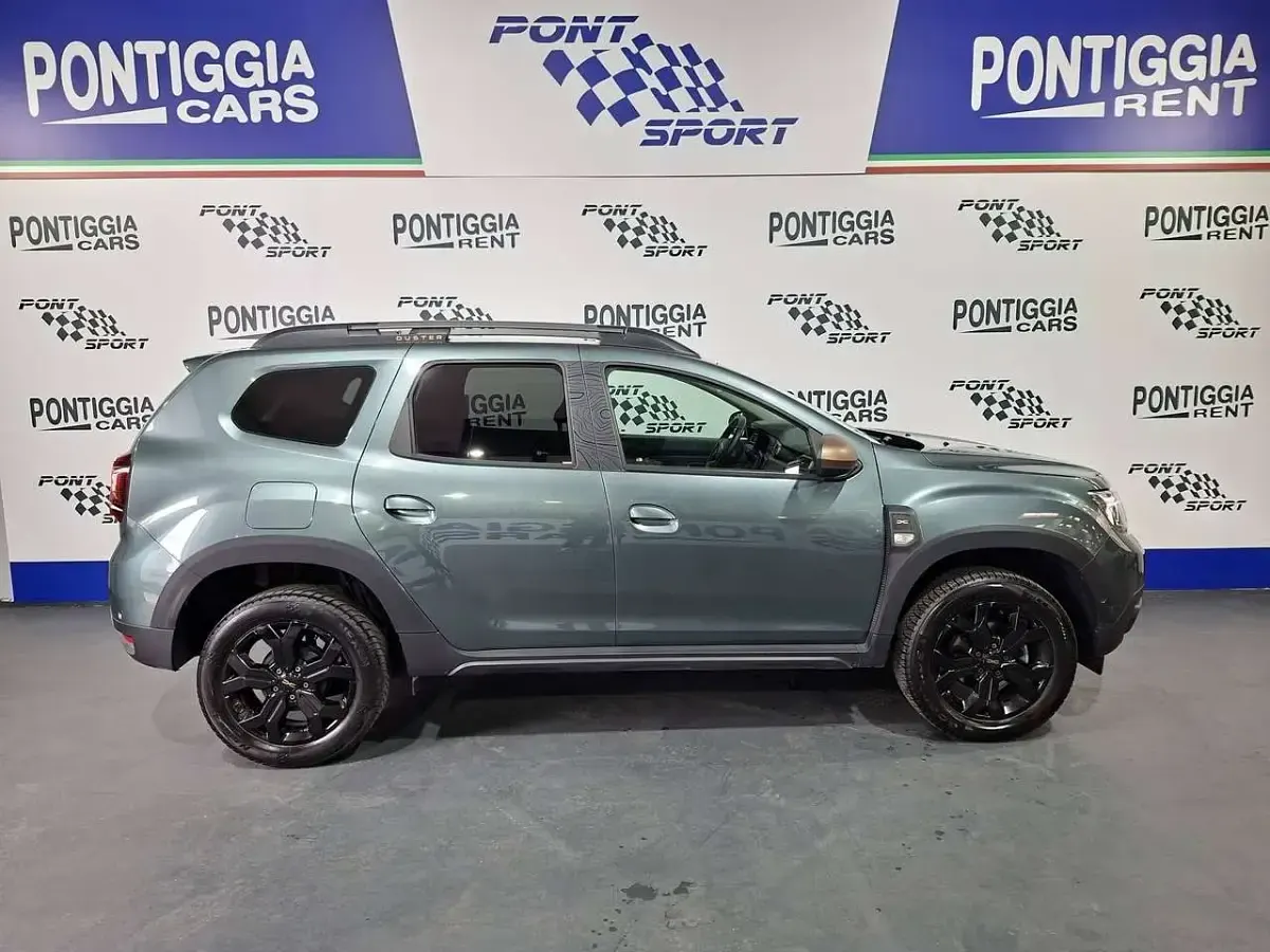 Usata Dacia Duster Extreme 101 CV (74 kW) 2023 Grigio SUV