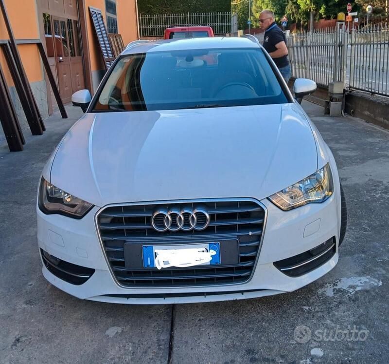 Usata 2014 Audi A3 Due volumi | 8000 € (Buon prezzo) - Immagine 1/4