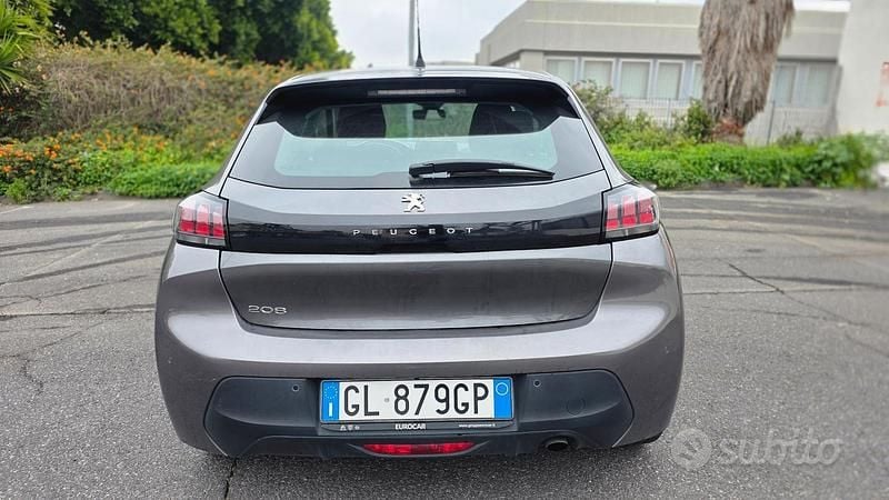 Usata Peugeot 208 102 CV (75 kW) 2022 Grigio Utilitaria
