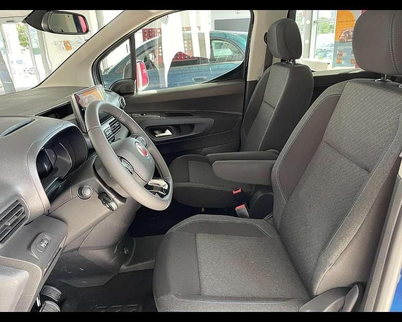 Usata Fiat e-Doblò Launch Edition 56 kW (77 CV) 2023 Blu Monovolume