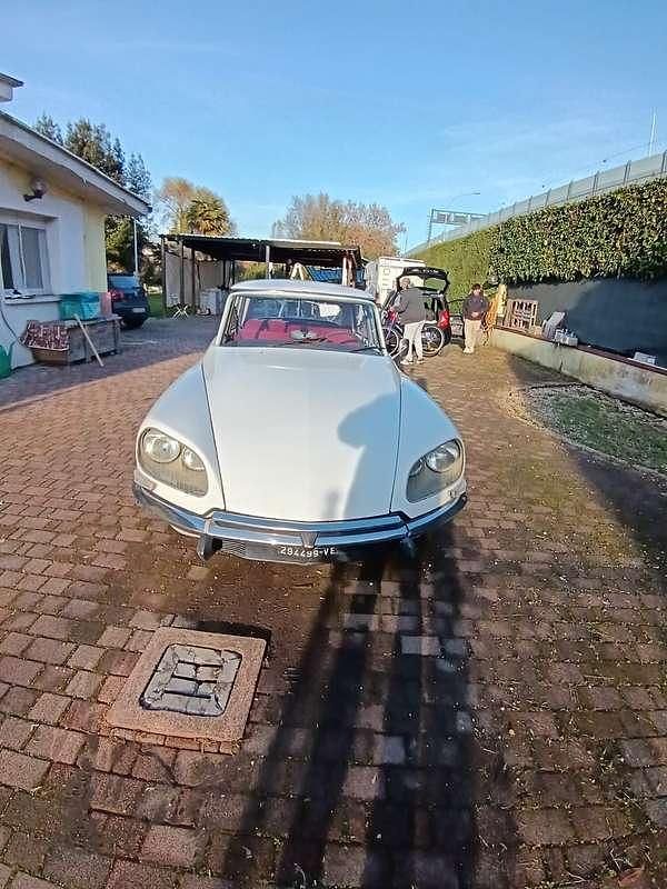 Usata Citroën DS 120 CV (88 kW) 1974 Bianco Berlina