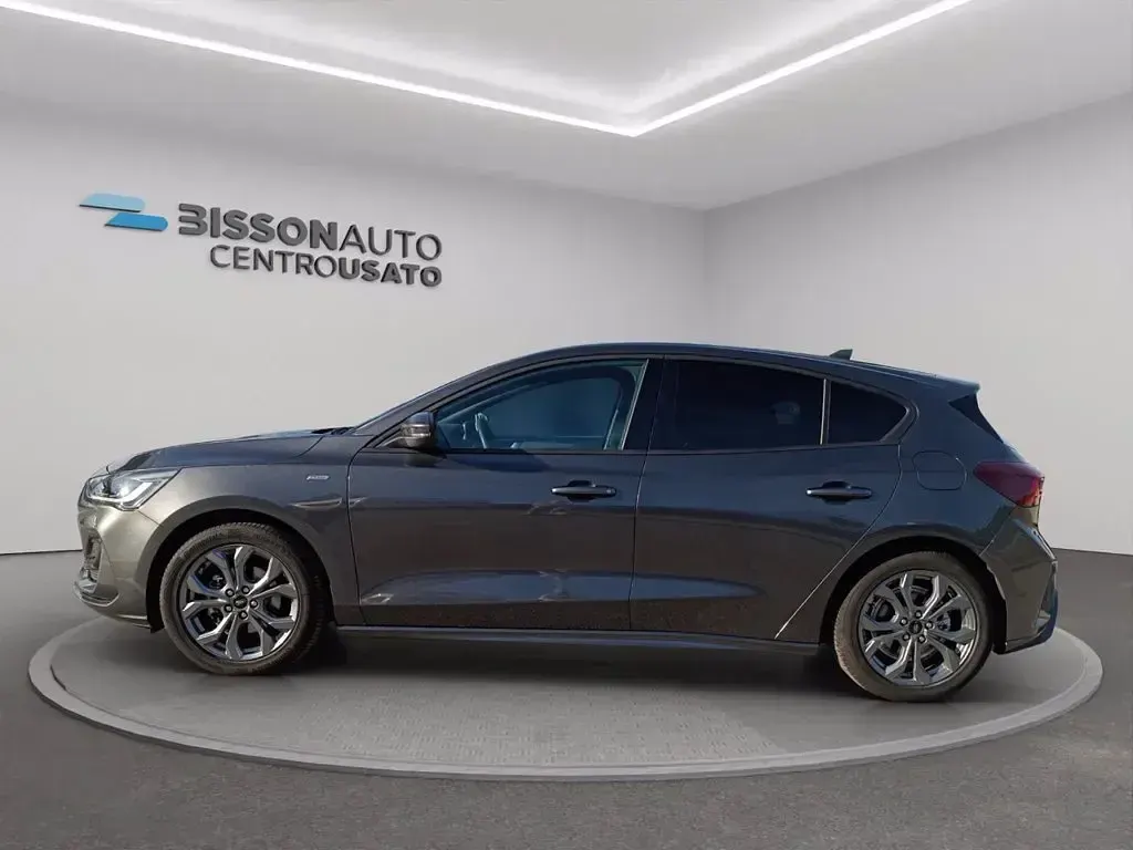 Usata Ford Focus ST-Line 125 CV (91 kW) 2022 Magnetic Berlina