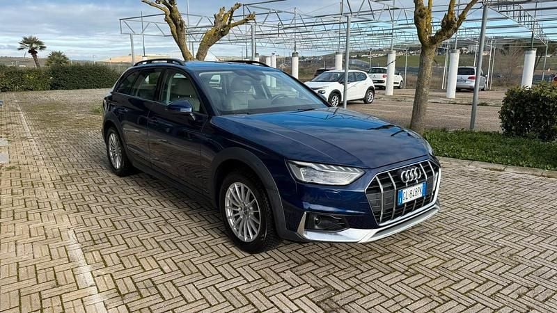 Usata Audi A4 Allroad Business 203 CV (149 kW) 2022 Blu Station wagon