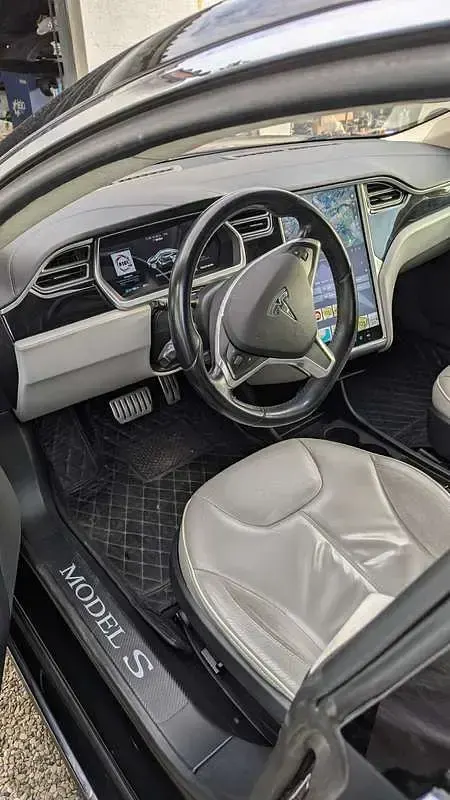 Usata Tesla Model S Performance 353 kW (480 CV) 2013 Utilitaria