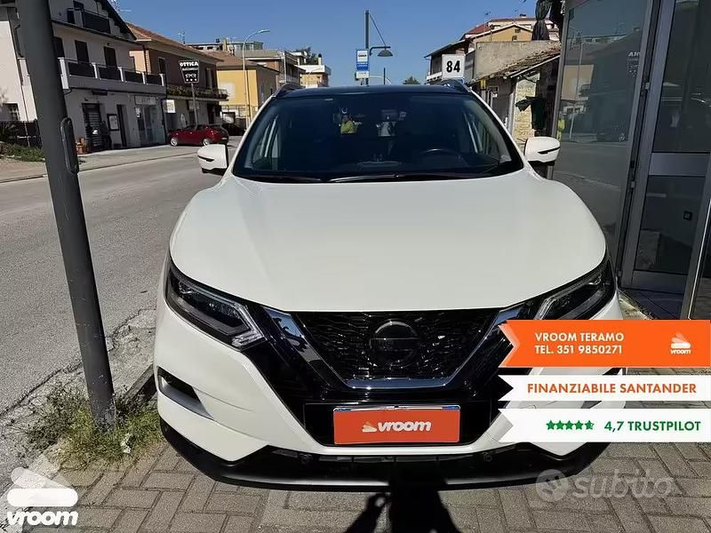 Usata Nissan Qashqai Tekna 115 CV (84 kW) 2019 Bianco SUV