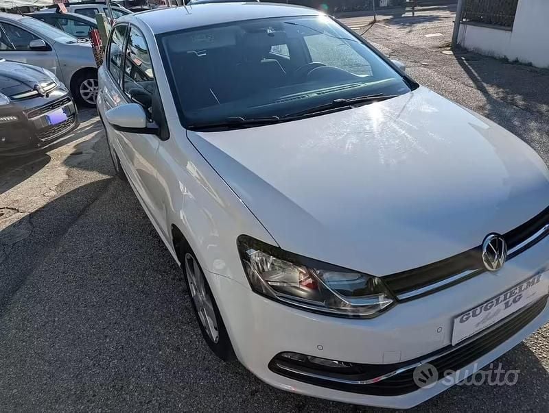 Usata VW Polo Comfortline 75 CV (55 kW) 2017 Bianco Berlina